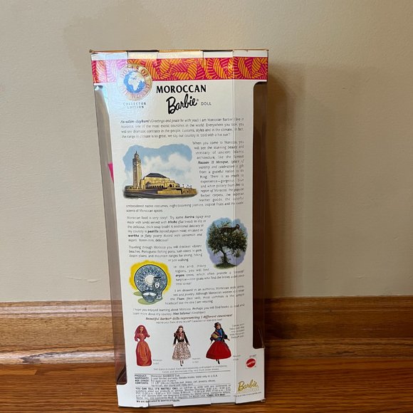 Moroccan Barbie Collector Edition # 21507 - Picture 5 of 8